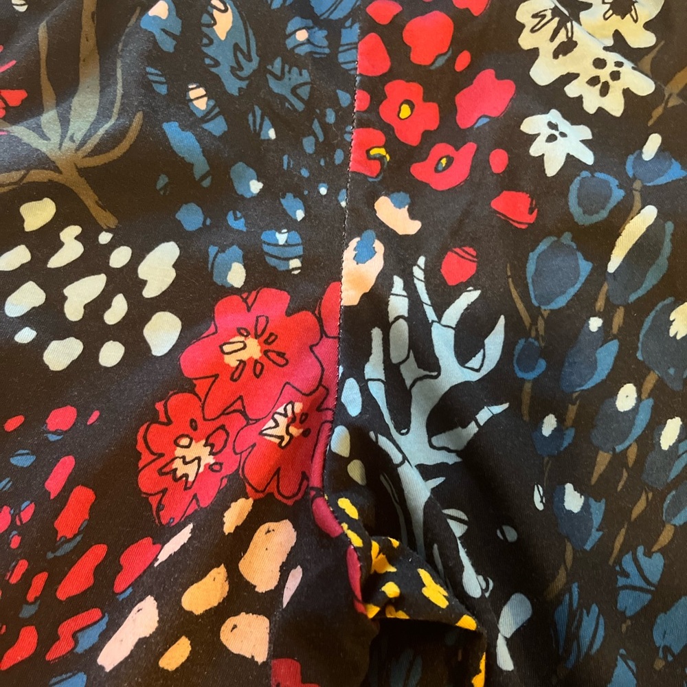 Adidas originals leggings. Fun pattern. Perfect condition, no flaws